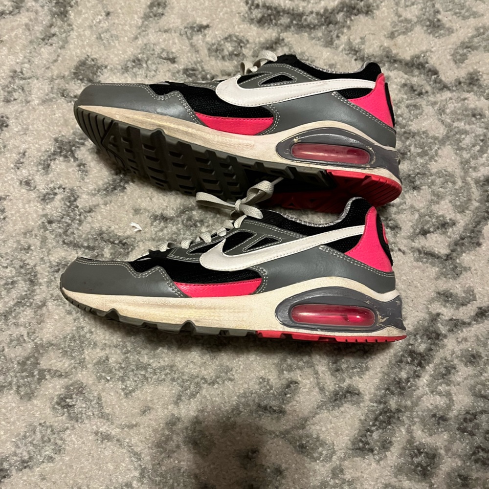 nike air max athletics west